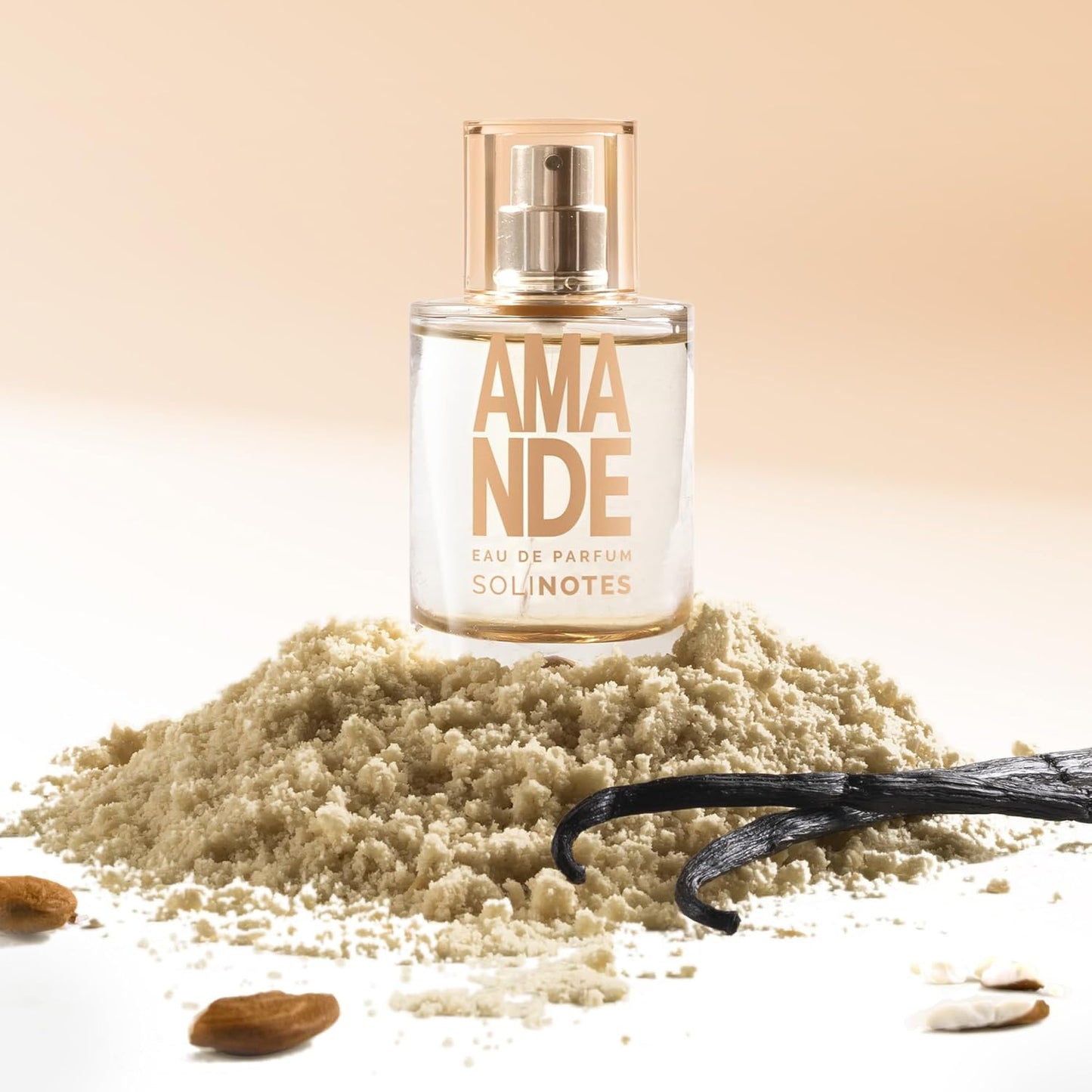 Parfum Femme SOLINOTES Amande - Eau De Parfum | Fragrance Florale et Apaisante - Cadeau Parfait pour Elle - 50 ml